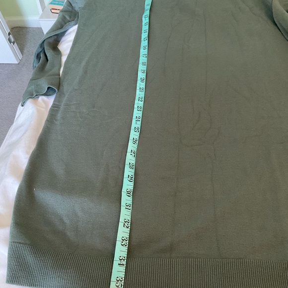 Free Assembly Dress - Picture 4 of 10